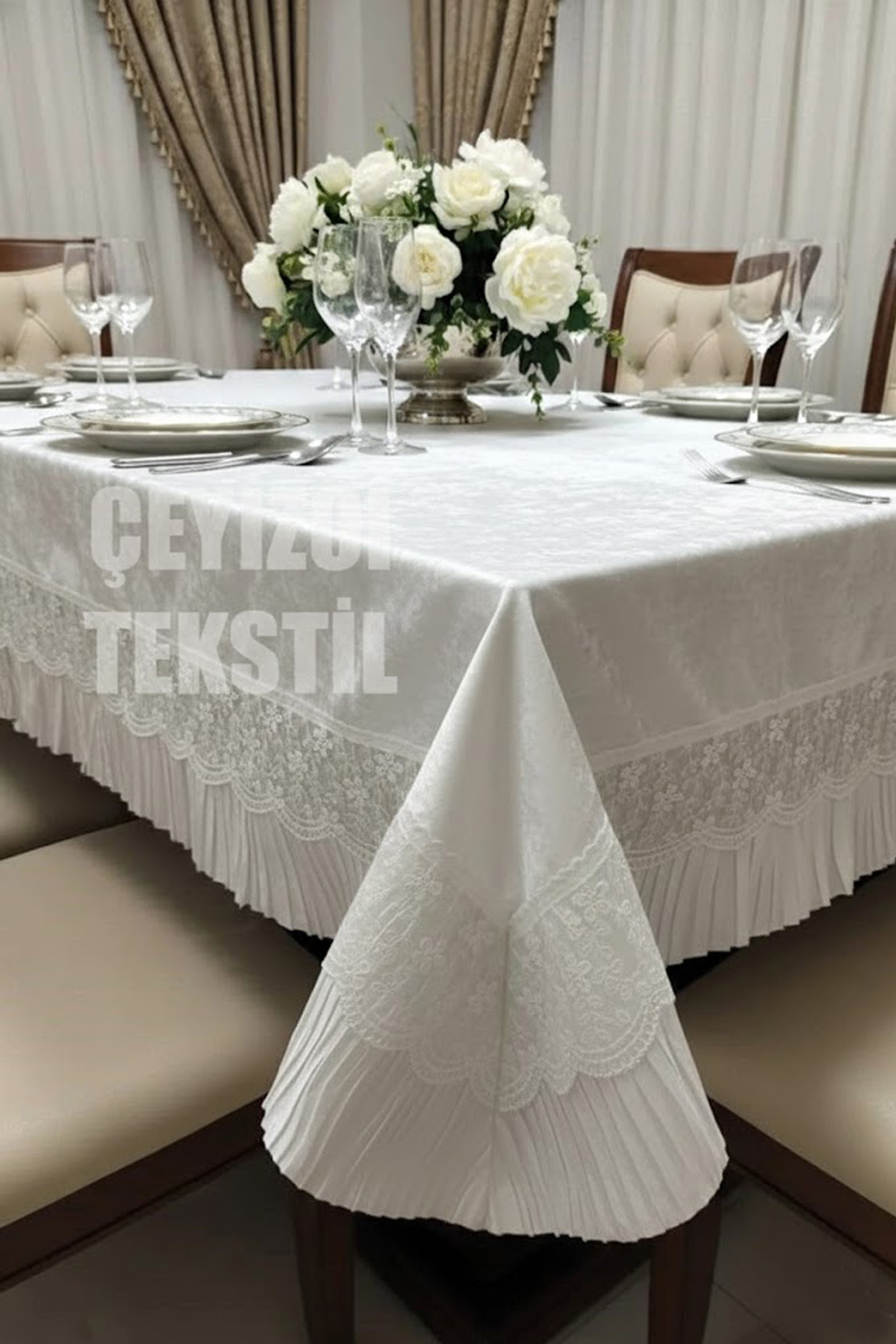 Dertsiz Kadife Tek Masa Örtüsü 160x220cm | Dantelli Yemek Masası Örtüsü 160x220cm Tek Masa