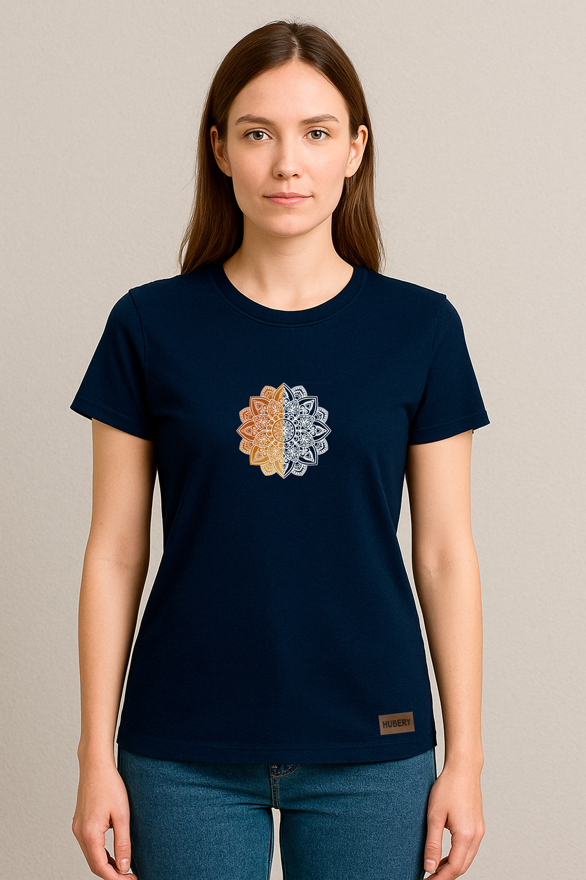 Kadın Siyah Tişört Mandala Çiçek Desenli Relaxed Fit – HUBERY