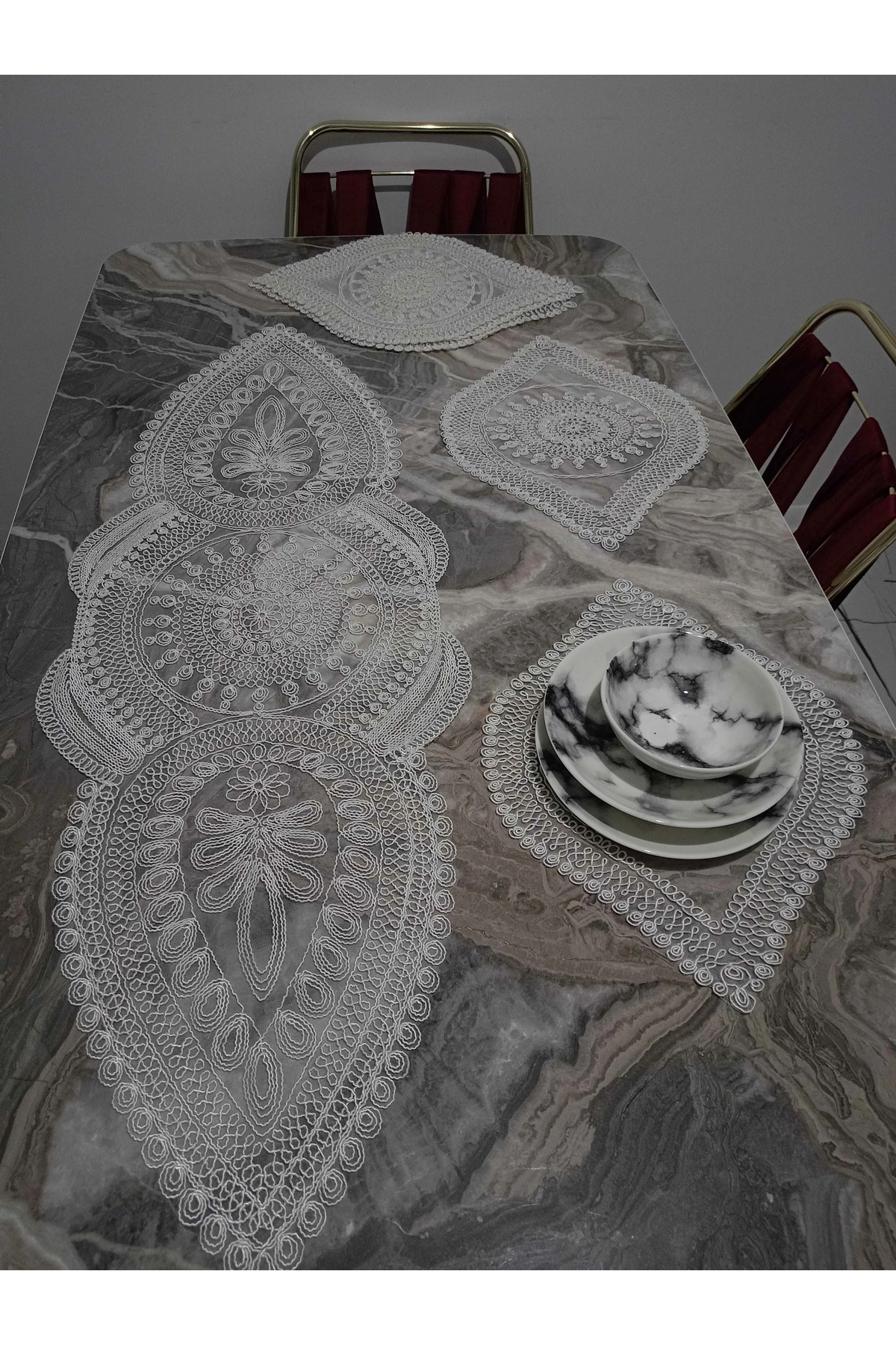Supla Runner Seti Sunumluk Kordone Nakışlı Modern Amerikan Servis Takımı 6 Kişilik Set