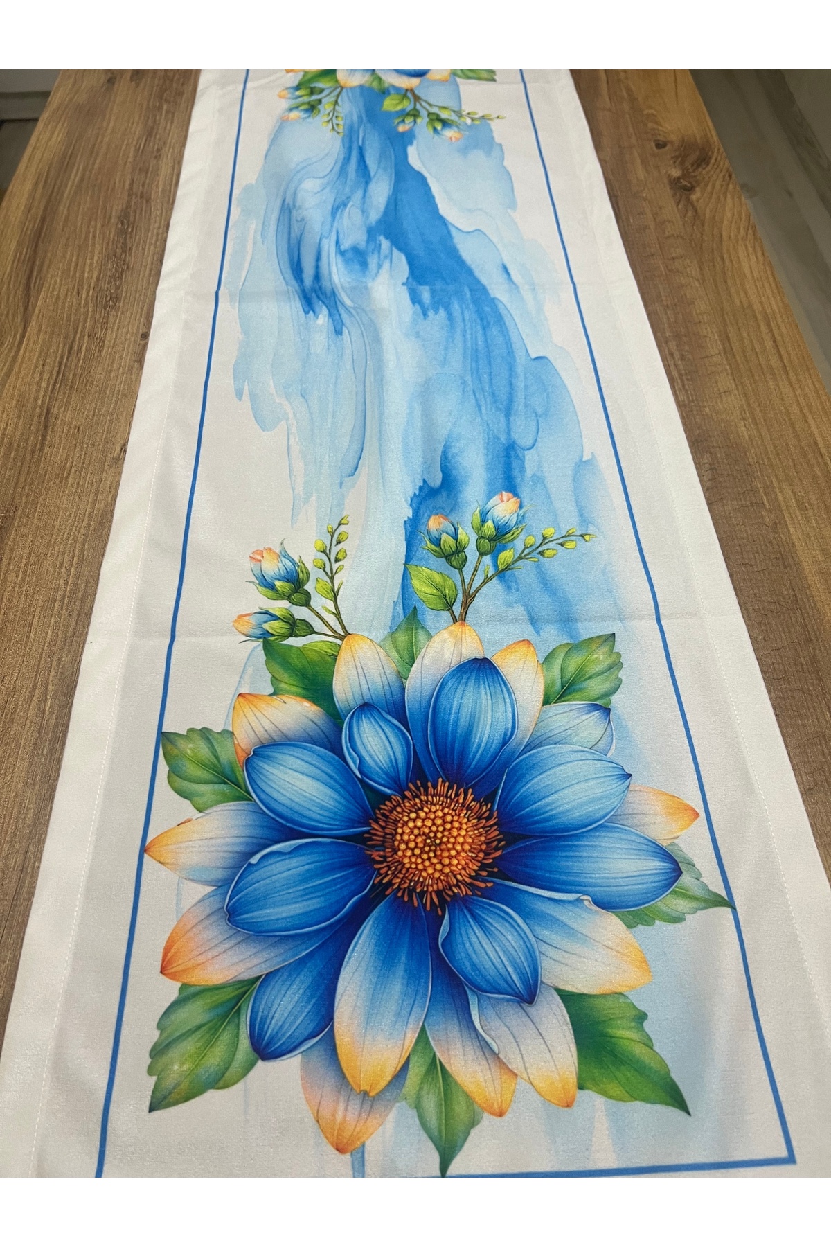 Digital Baskılı Gazania Çiçeği Desenli Dekoratif Masa Runner