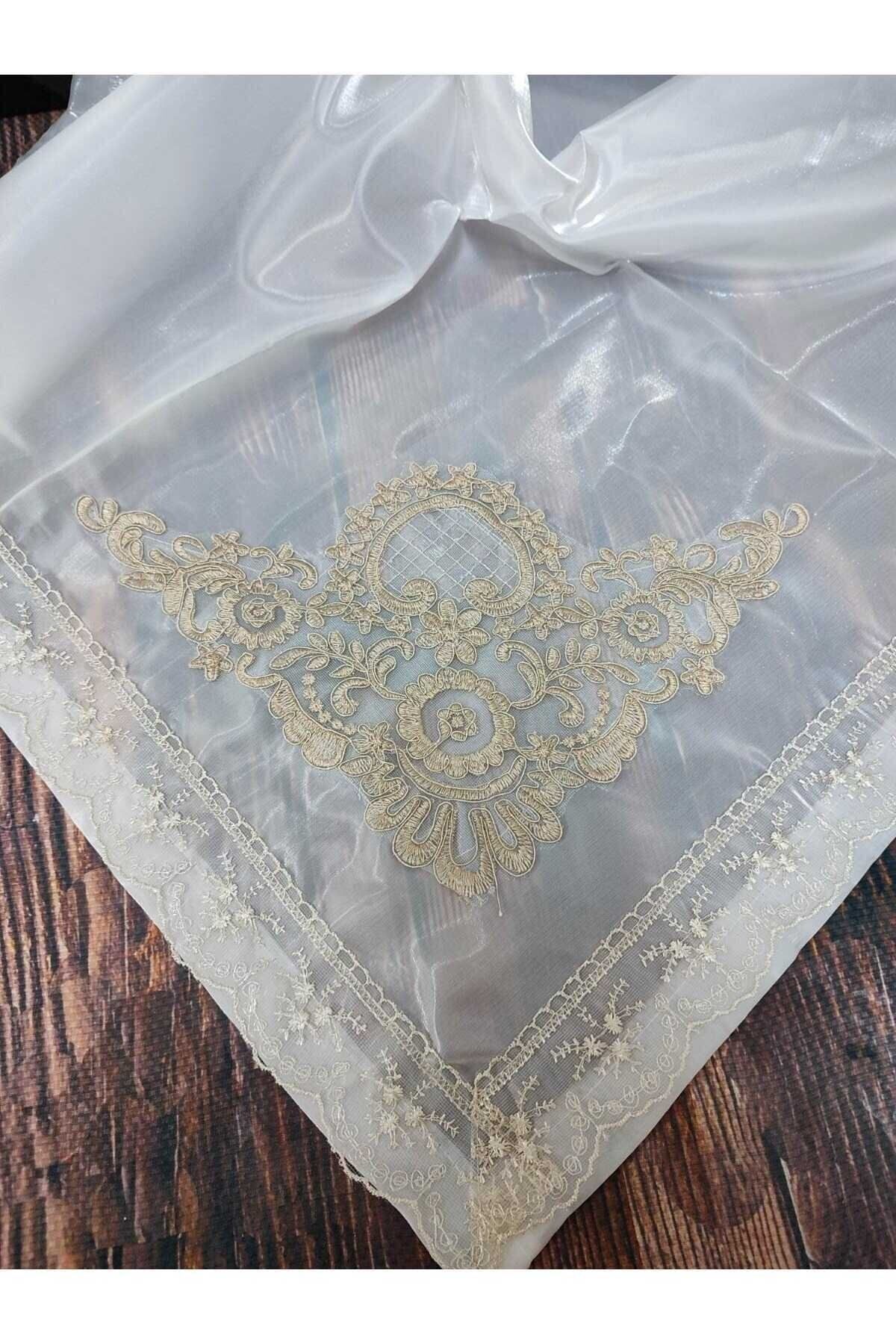 Fransız Güpürlü Işlemeli, Çeyizlik Saten Lüks Bohça, Nişan Bohçası, Krem Saten Kapi Dantel