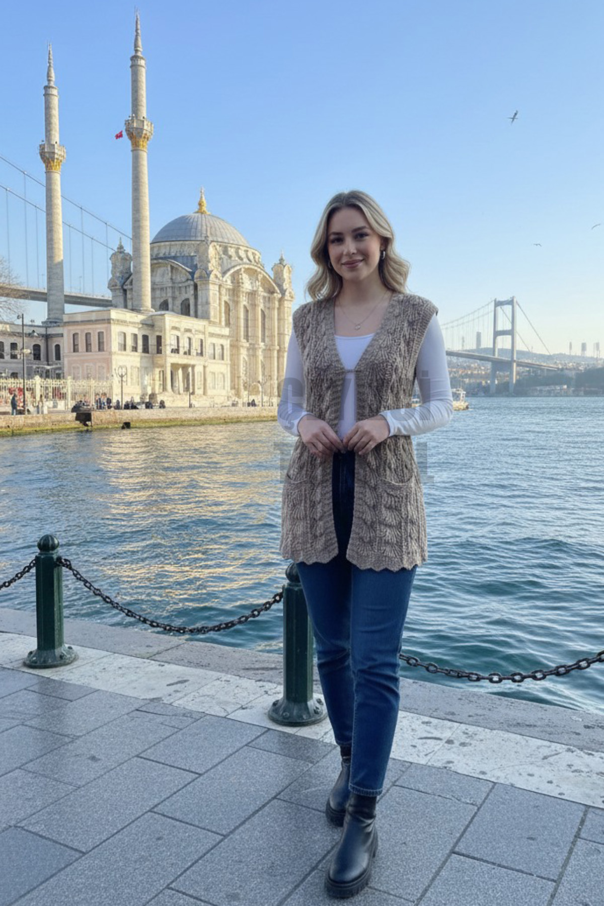 Özel Tasarım İstiridye Yelek, Çeyizlik Yelek Kahve