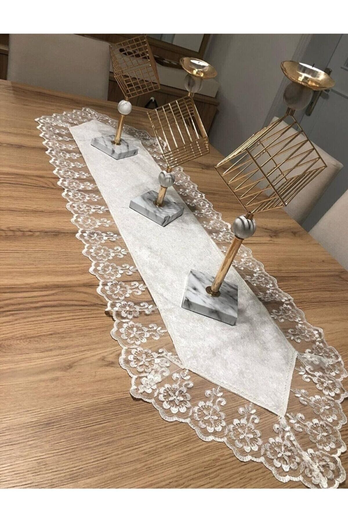Kadife Dantel Detaylı Krem Runner (140x40cm)