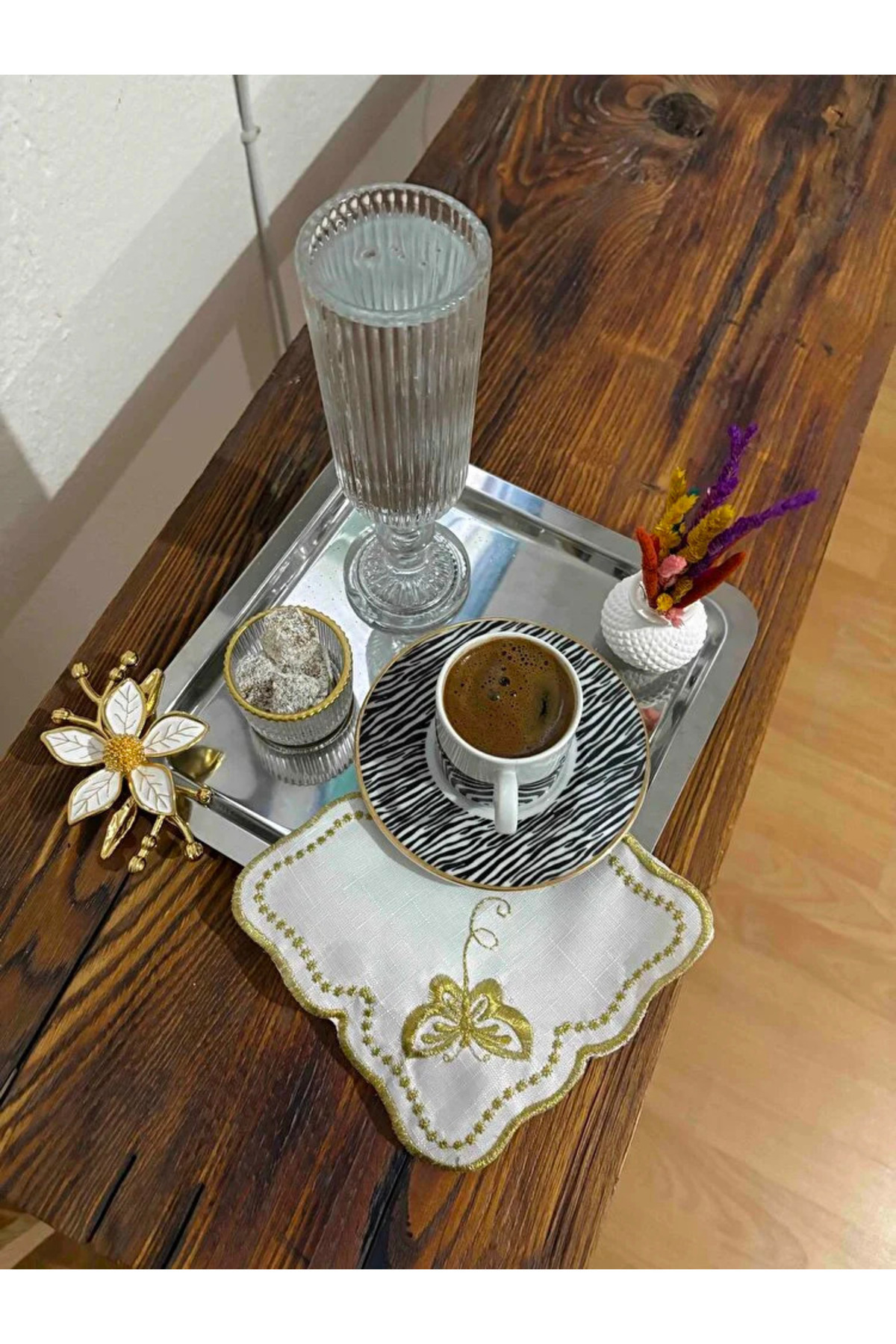 Sunumluk Peçete, Kokteyl Peçetesi, Kahve Yanı Sunumluk, Bardak Altlığı 6 Adet Sunum Peçetesi