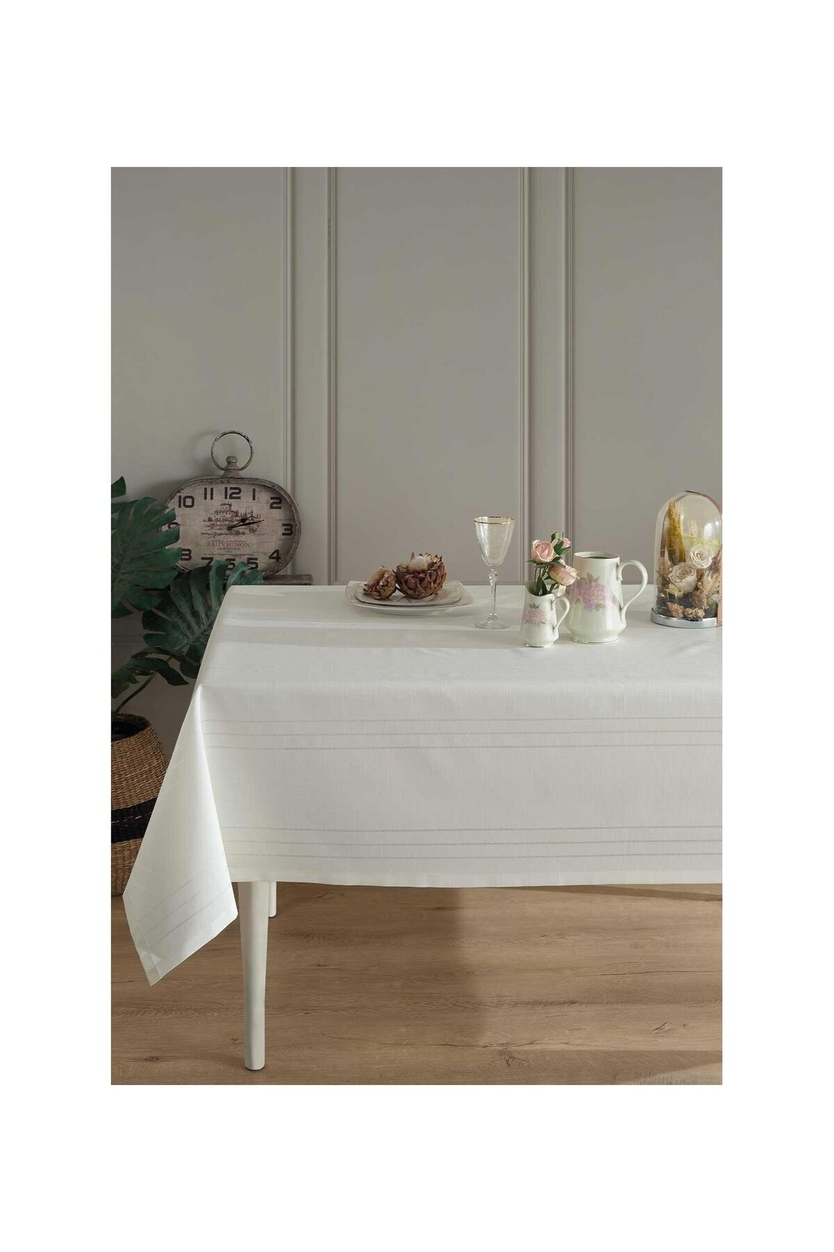 Keten Kumaş Çizgili Masa Örtüsü 160*220 Cm Krem