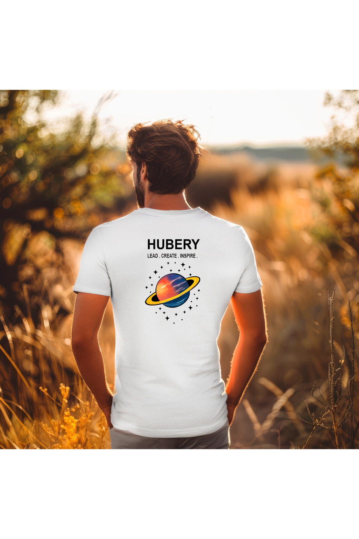 ERKEK BASKILI TİŞÖRT - RENKLİ UZAY TEMALI, RELAXED FİT | HUBERY