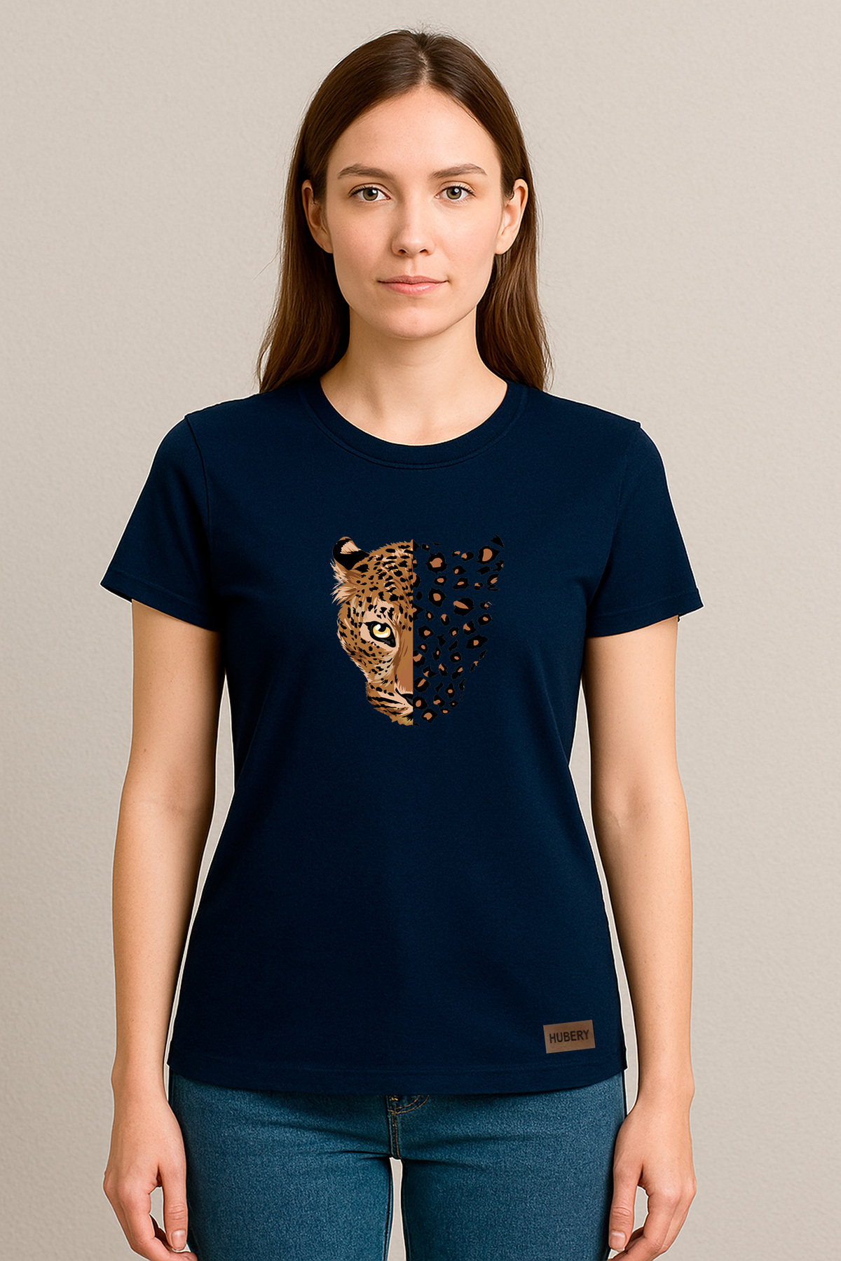 Kadın Relaxed Fit Tişört Leopar Yüz Desenli – HUBERY