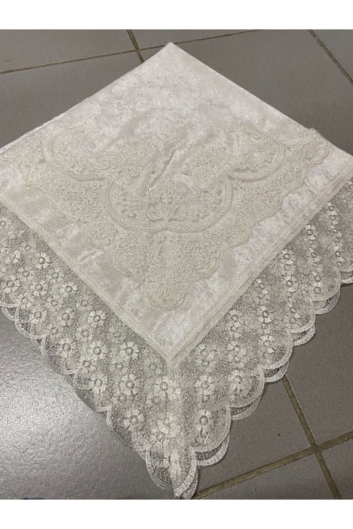 Fransız Dantelli Kadife Bohça, Fiskos Örtüsü, Kadife Fiskos, Masa Fiskos 100x100cm